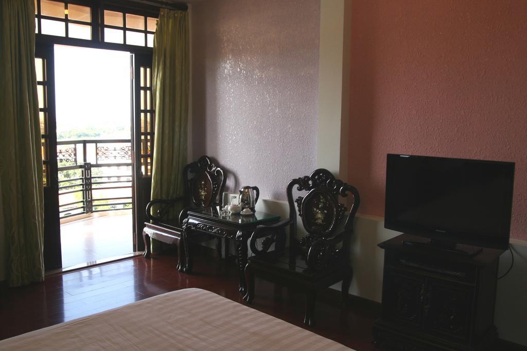 Thai Binh II Hotel Hue Buitenkant foto