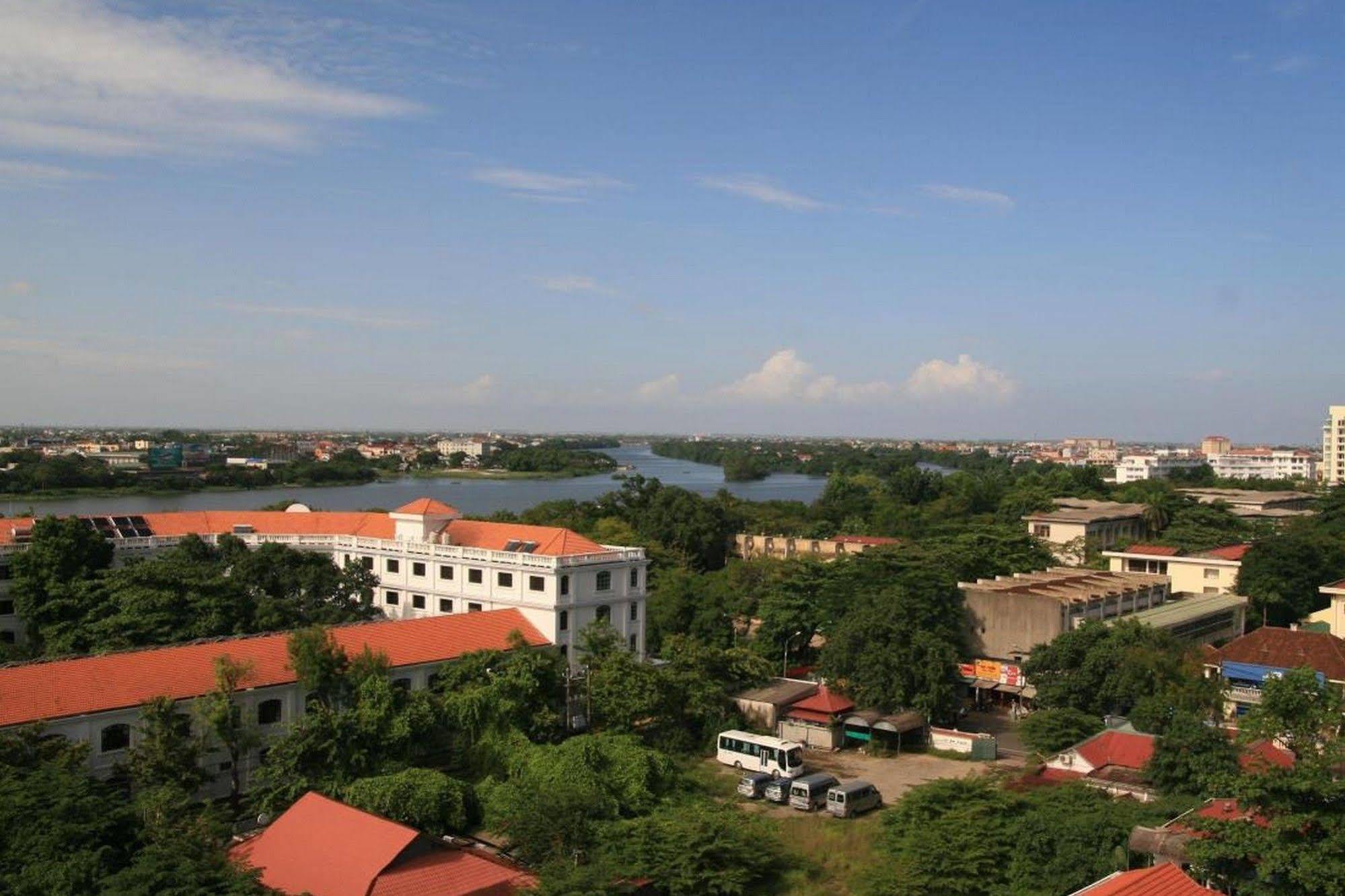 Thai Binh II Hotel Hue Buitenkant foto