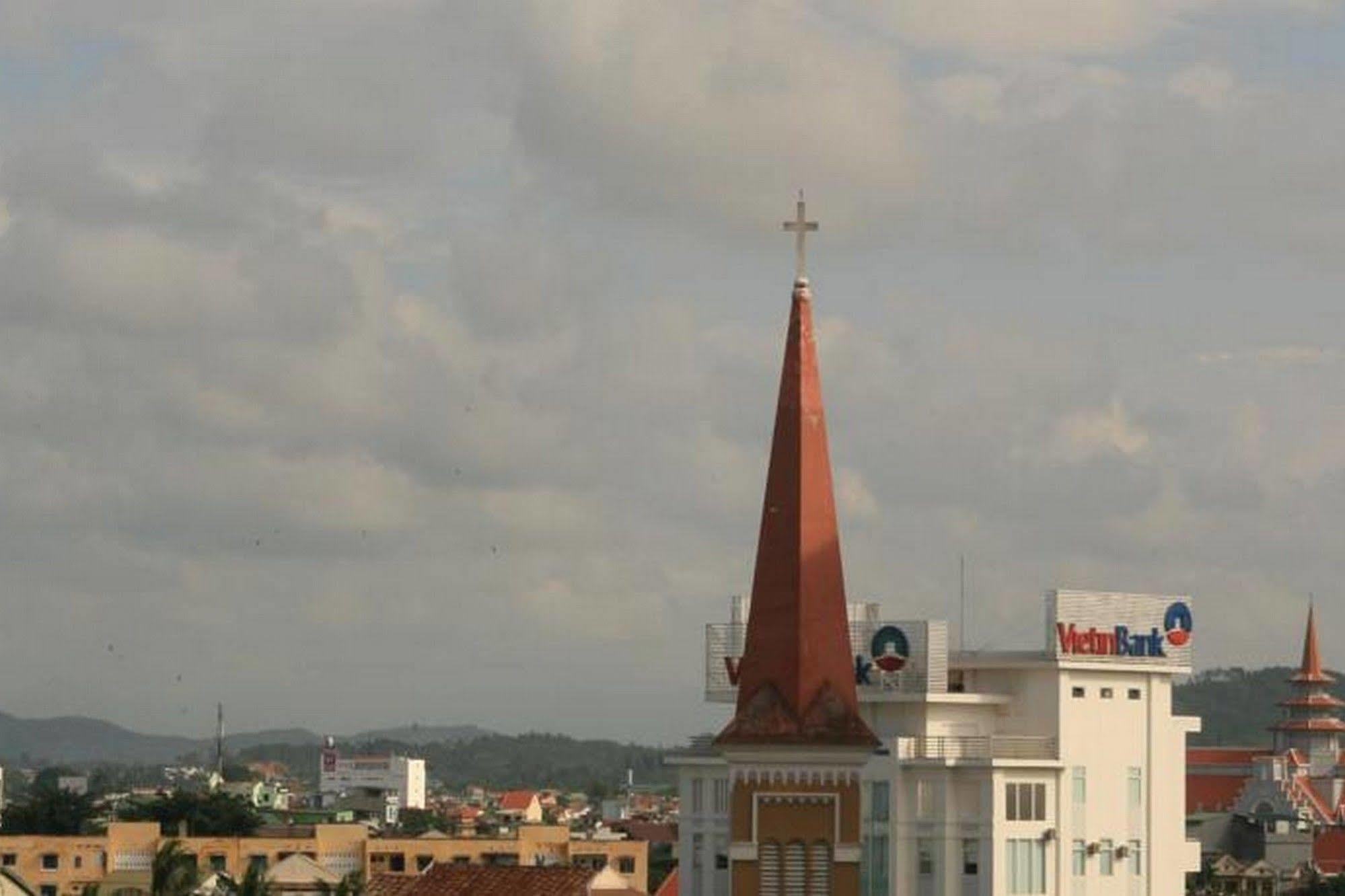 Thai Binh II Hotel Hue Buitenkant foto